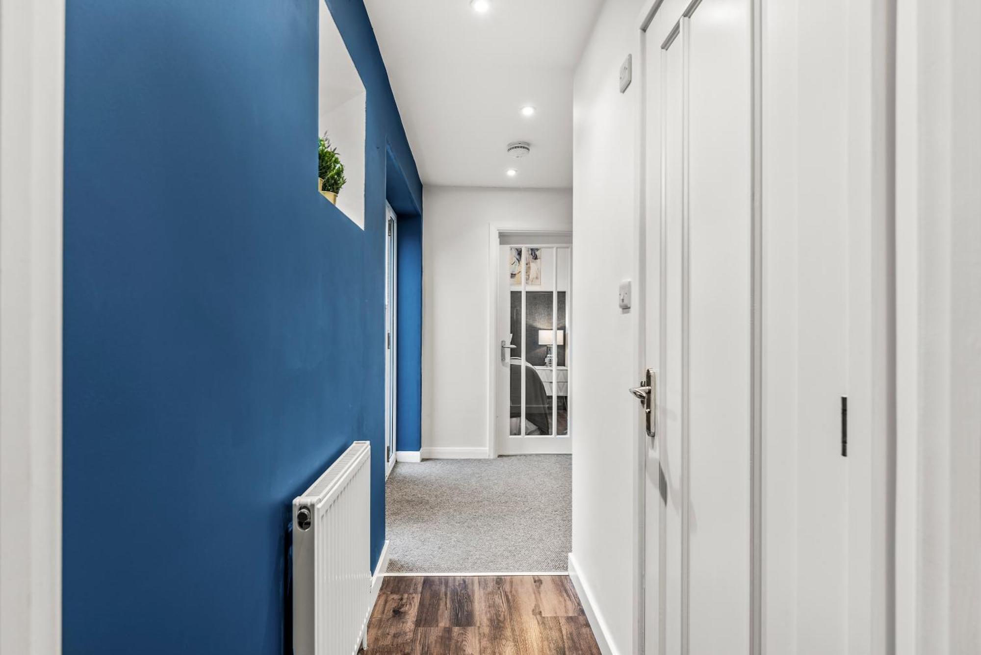 Elegant Retreat In Cheltenham - Garden & Parking Included Exterior foto